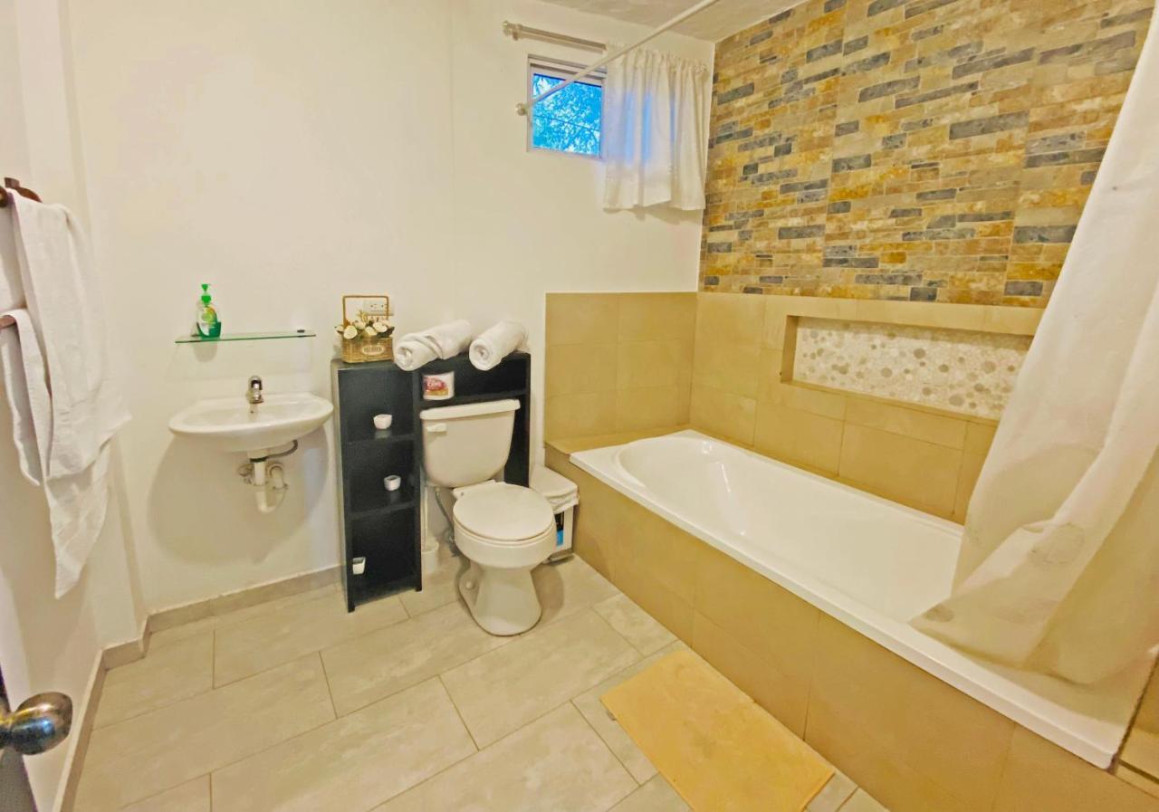 Carpao Lodging Galapagos Puerto Ayora  Eksteriør bilde