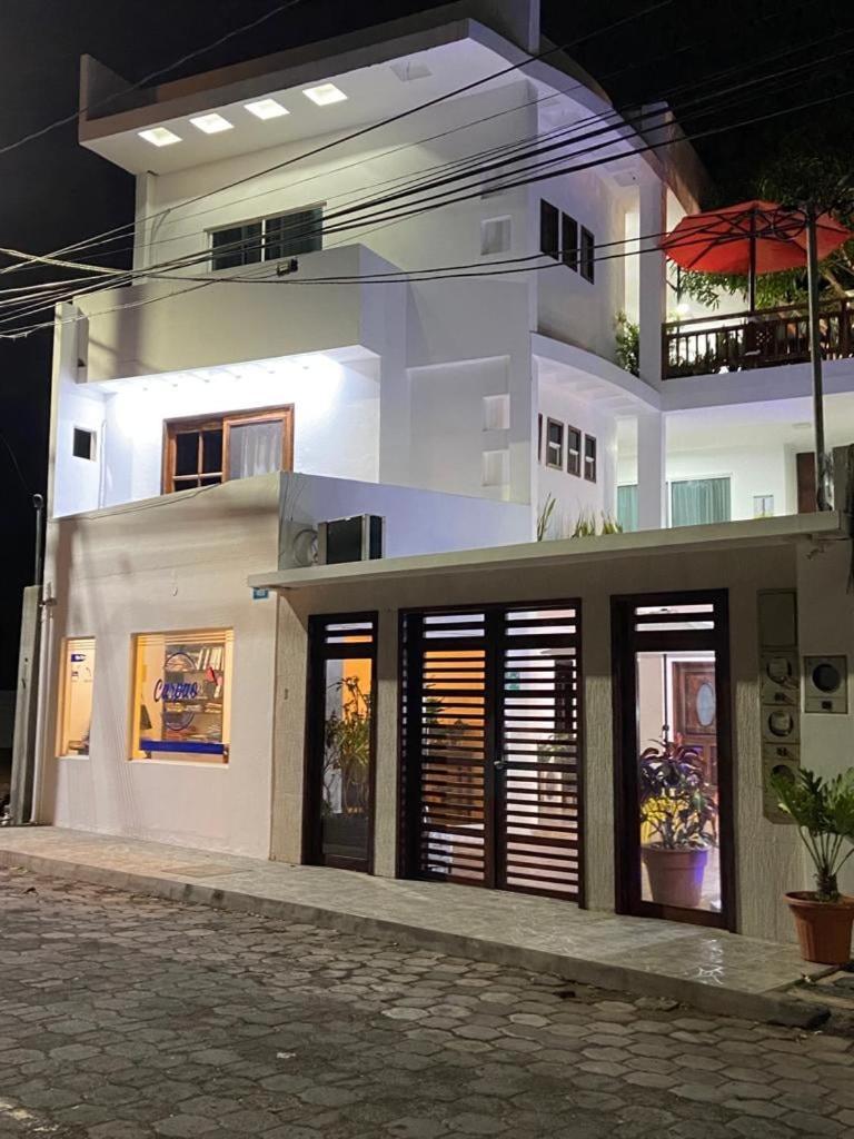 Carpao Lodging Galapagos Puerto Ayora  Eksteriør bilde
